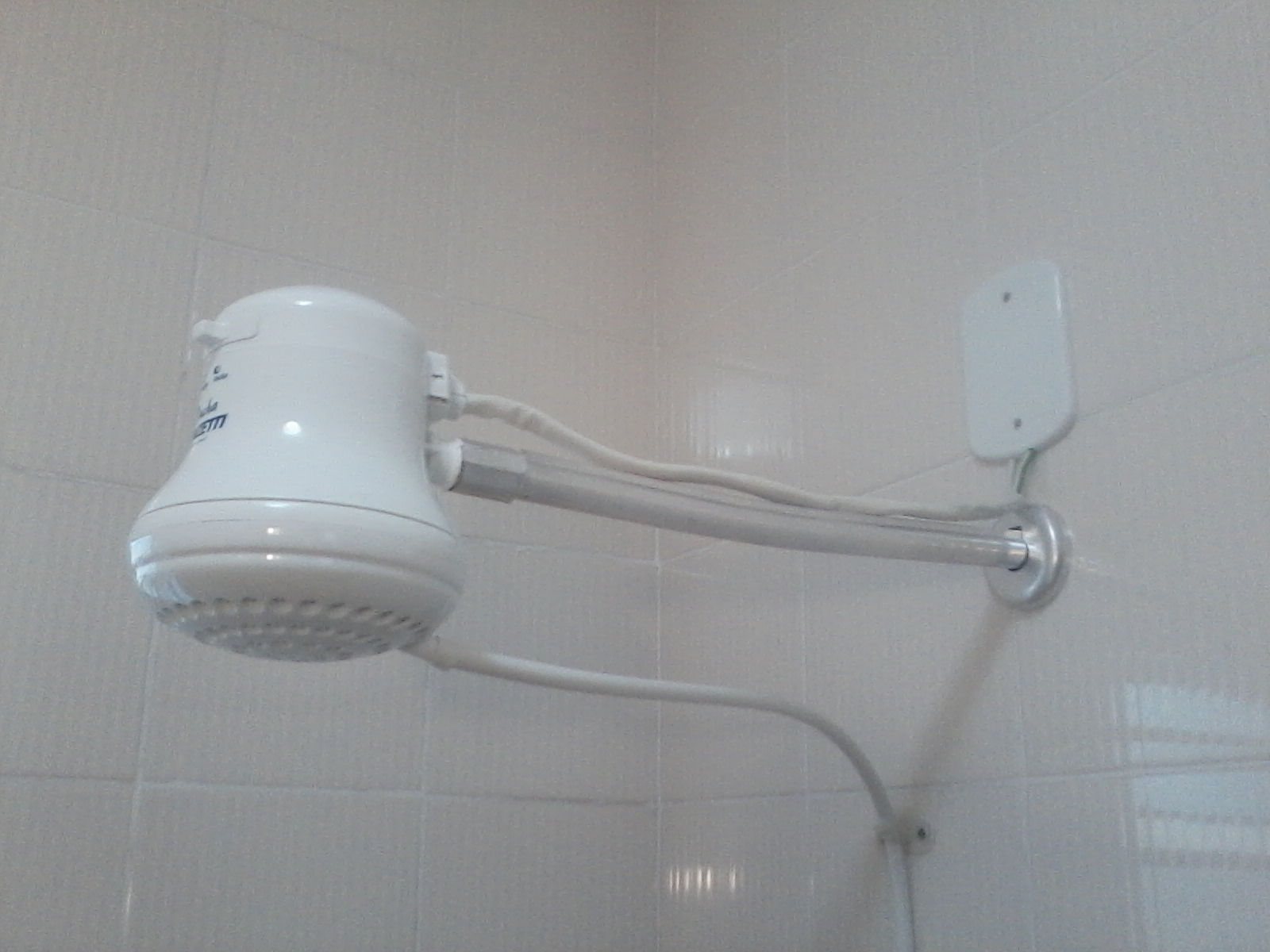 Chuveiro Elétrico em Niterói: Instalação, Manutenção e Segurança com Eletricista chuveiro eletrico 1